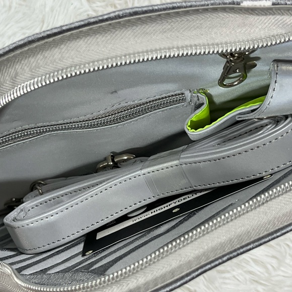 FYDELITY Quiver Holographic Angel Wing Sling Bag Purse Clutch Reflective Silver - Picture 7 of 13